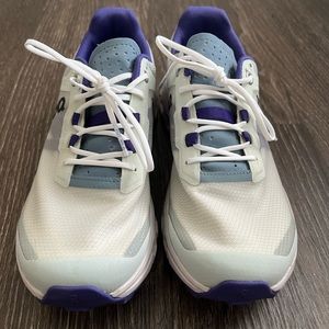 COPY - CloudVista - Brand new-just too small *** I never got to ship..reposting!